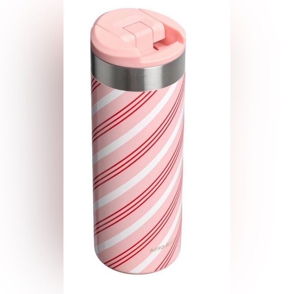 Stanley 16 oz Stainless Steel
Aero Light Transit Bottle
Strawberry Twist - Picture 3 of 4